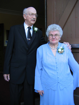 HaroldandPat50thJuly05